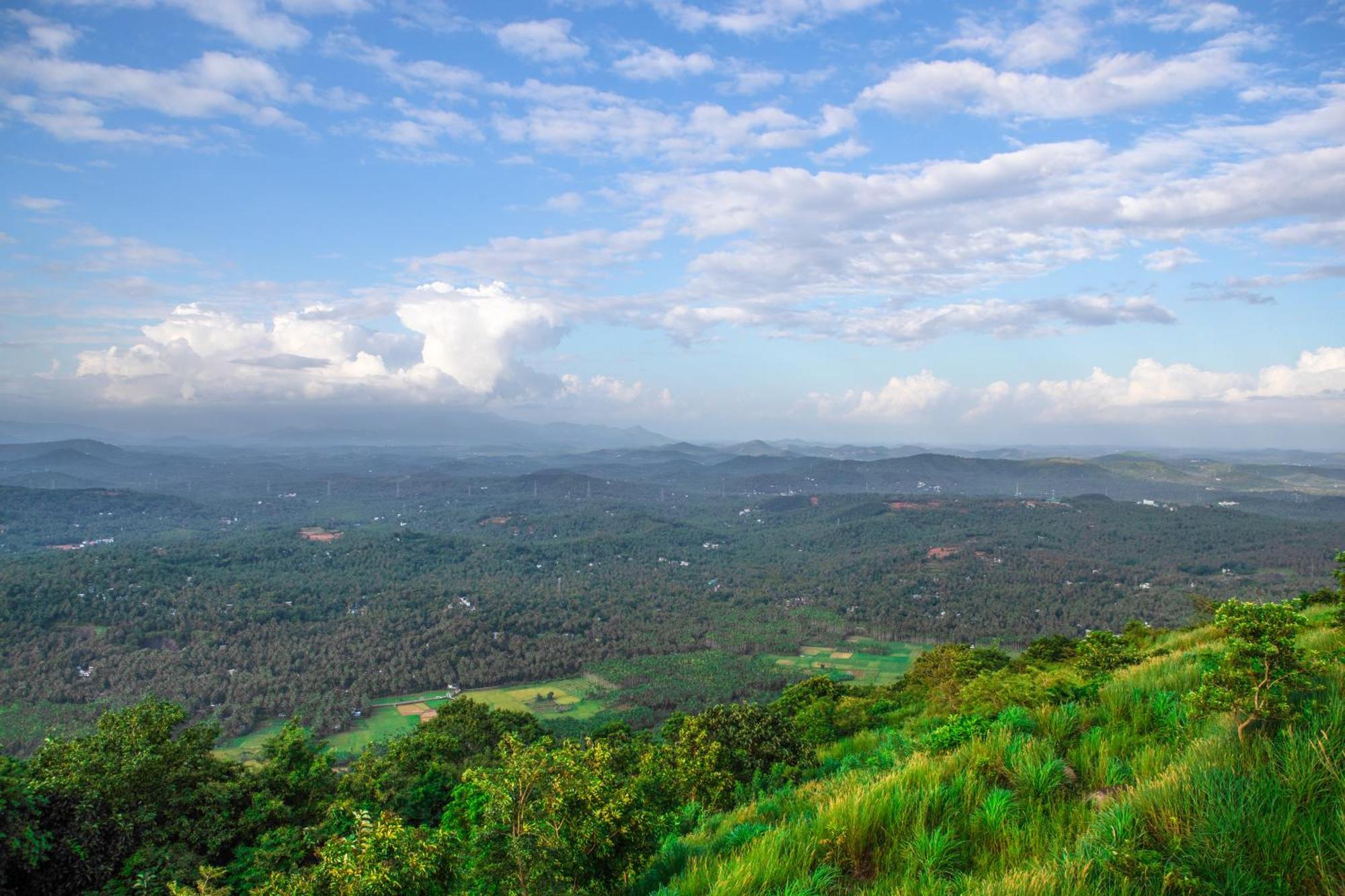 Misty Green Hills Parks & Resorts Kondotty Екстер'єр фото