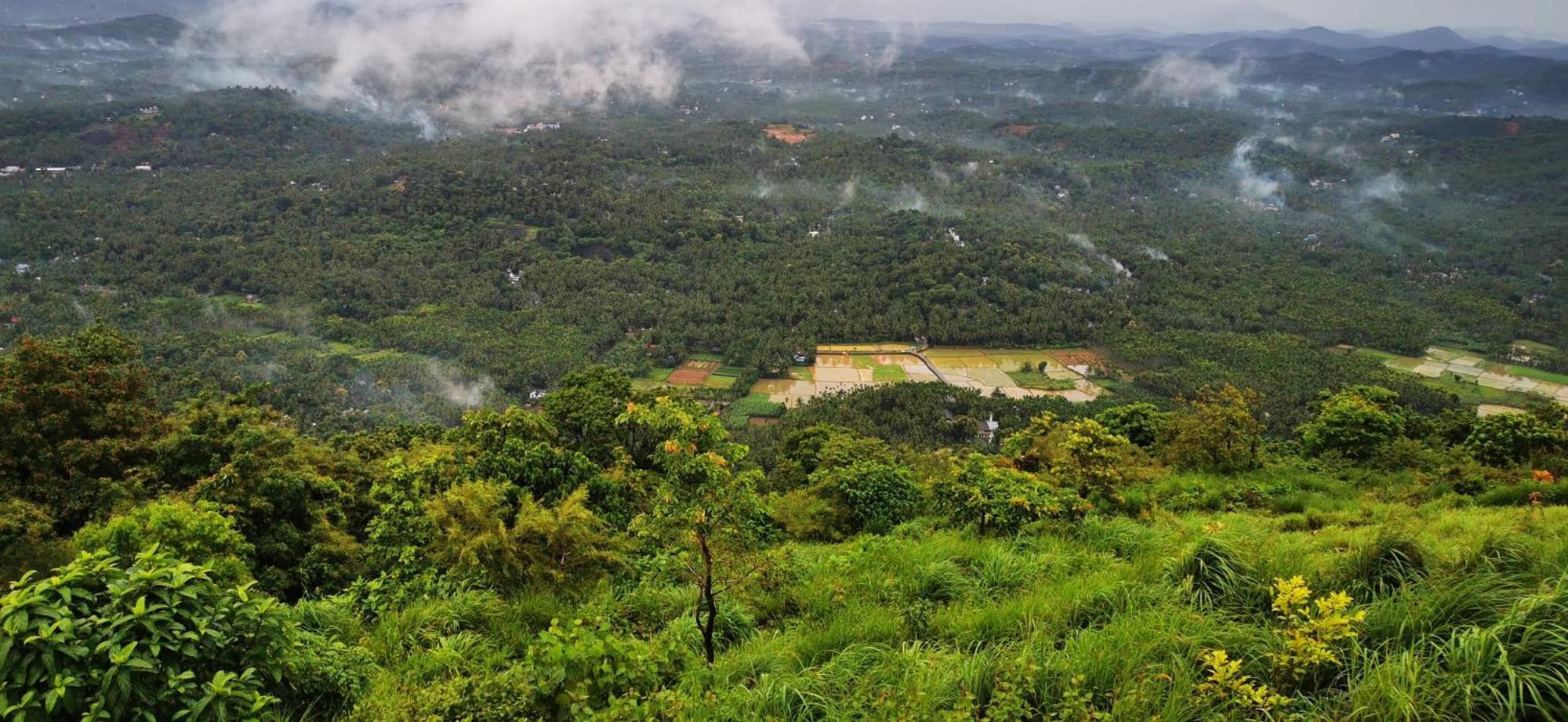 Misty Green Hills Parks & Resorts Kondotty Екстер'єр фото